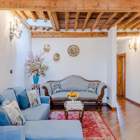 Casa La Guardia, A Classic 3 Bedrooms * Lucca