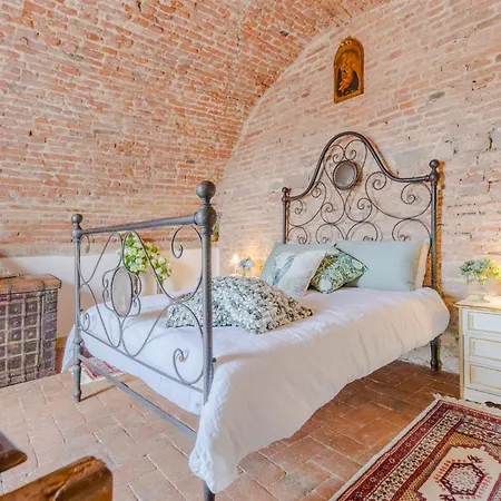Casa La Guardia, A Classic 3 Bedrooms Apartment *