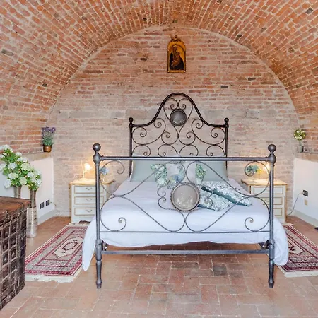 Casa La Guardia, A Classic 3 Bedrooms * Lucca