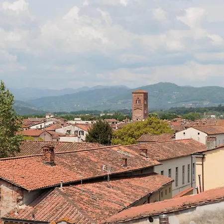 Casa La Guardia, A Classic 3 Bedrooms Lucca